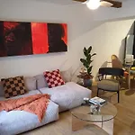 2 Bed Apart-garage Near Les Halles-sleeps4 Apartment *