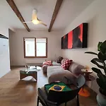 Apartment 2 Bed Apart-garage Near Les Halles-sleeps4 *