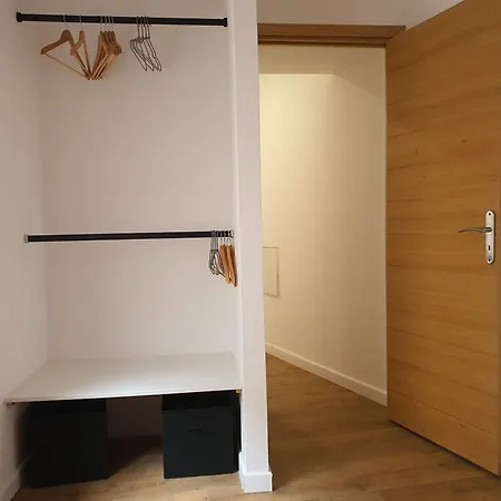 Апартаменты 2 Bed Apart-garage Near Les Halles-sleeps4 *