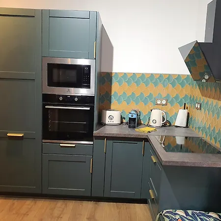 2 Bed Apart-garage Near Les Halles-sleeps4 Appartamento
